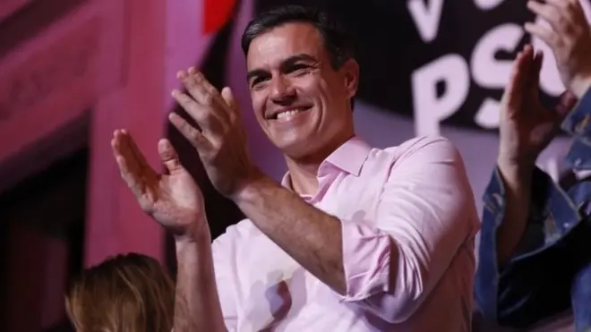 El presidente Pedro Sánchez y el PSOE podría sumar fuerzas con Podemos y con los nacionalistas catalanes y vascos.