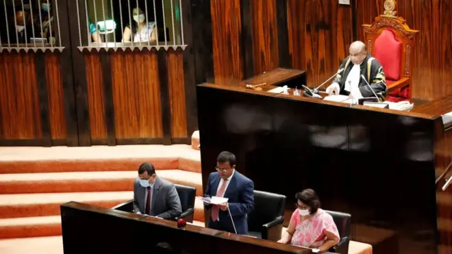 ඩලස්, රනිල්, අනුර කුමාර ජනපති සටනට, සජිත් නාමයෝජනා නොදෙයි