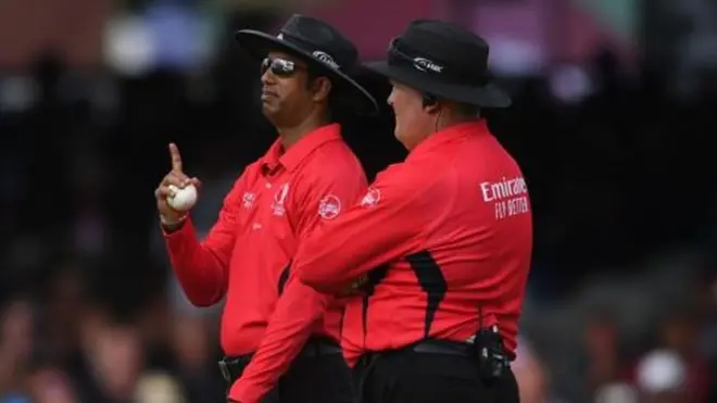 فائنل میں بھی امپائرنگ کا معیار اچھا نہیں رہا اور ریویو پر فیصلے تبدیل ہوئے