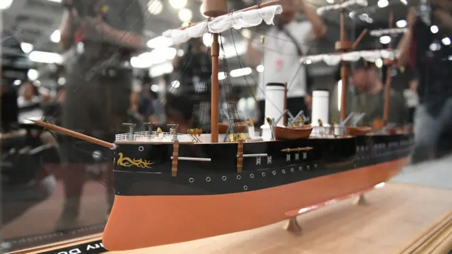 Крейсер "Дмитрий Донской" был спущен на воду в 1883 году и затоплен в 1905 году