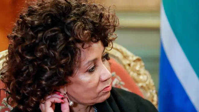 ሊንድዌ ሲሱሉ