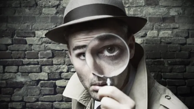 A partir de ahora, antes de leer piensa como un detective.