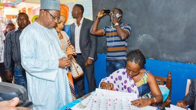 Maurice Kamto kampto don already declare imsef as winner of di 2018 presidential elections for Cameroon but e no give number