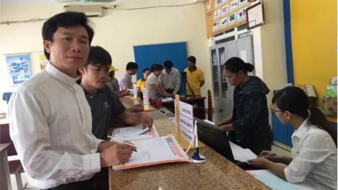 Linh mục Nguyễn Đình Thục là người dẫn đầu giáo xứ Song Ngọc, thuộc giáo phận Vinh, tỉnh Nghệ An trong vụ xuống đường kiện Formosa hôm 14/2/2017.