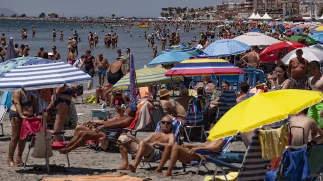 plaža, letovanje, turisti, kupanje, more