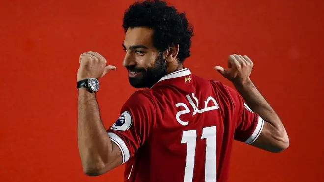 كيف "هزم" محمد صلاح العنصرية في ليفربول؟