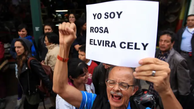 Colombianos protestam contra decisãocodigo promocional vbet 2024Prefeitura que culpou Rosa Elvira Cely por seu próprio assassinato