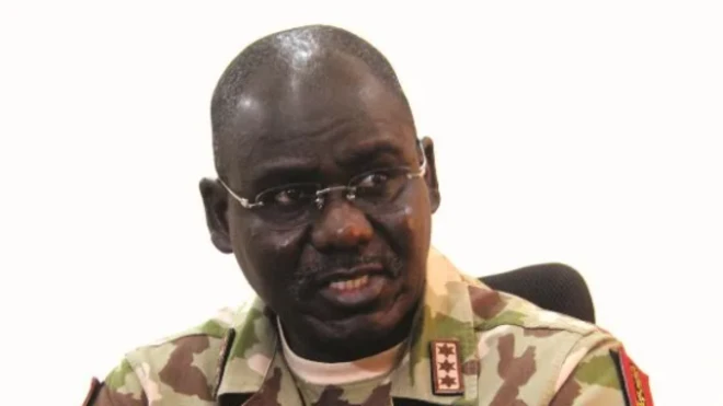 Aworan Ogagun Tukur Buratai