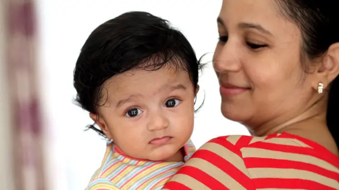 आई आणि बाळ