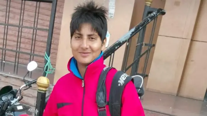 महिला शिक्षक मीरा देवी जो जेंडर चेंज के बाद अब आरव हैं