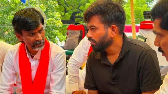 मनोज जरांगे आणि अभिजीत दिपके 