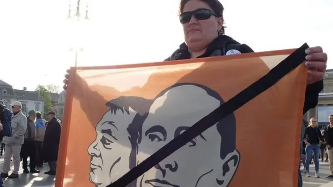 Для многих параллели с тем, что происходит в России, очевидны. И это их пугает