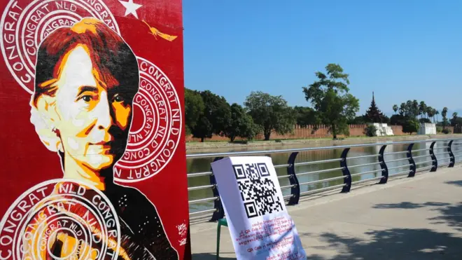 လက်ရှိ အစိုးရအဖွဲ့နဲ့ အစိုးရအဖွဲ့သစ် တစ်ထပ်တည်းမတူဘူးလို့ NLD ပြော