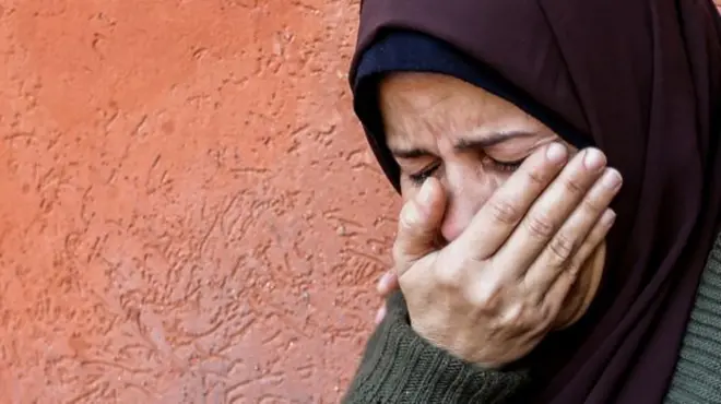 गाझा: चार वर्षांचा उमर पुन्हा पुन्हा विचारत आहे - आई कुठे आहे, आजी कुठे आहे?