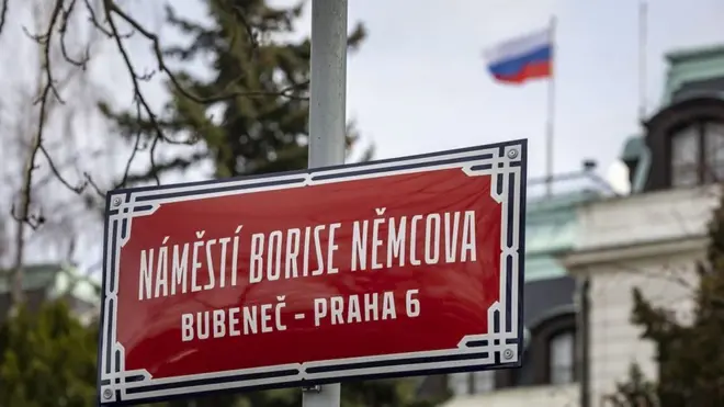 Посольство России в Чехии: теперь на площади Бориса Немцова