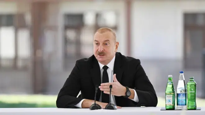 Azərbaycan Prezidenti İlham Əliyev Cəbrayıl şəhərində inşa olunan yaşayış kompleksinin açılışında ABŞ-la münasibətlər haqqında danışıb.