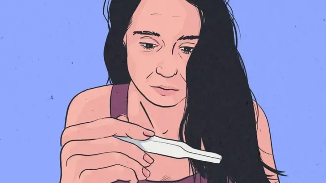 Ilustração de mulher vendo resultado de teste de gravidez