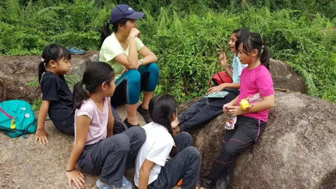 Các lớp học ngoài trời khuyến khích trẻ em thử nghiệm, và tìm ra giải pháp của riêng mình cho các vấn đề