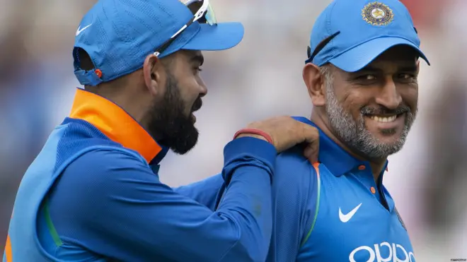 धोनी कोहली