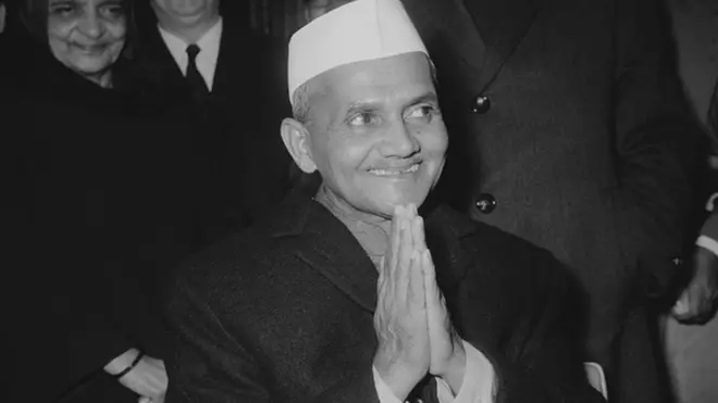 లాల్ బహుదూర్ శాస్త్రి