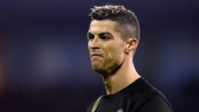 Atual temporada do campeonato espanhol não tem sido muito boa para o Real Madrid, o que ajuda também a diminuir o valoribet casa de apostasCristiano Ronaldo