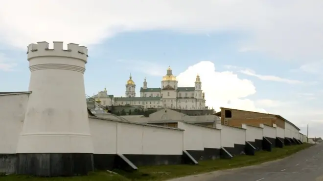 Почаївська лавра - місто у місті