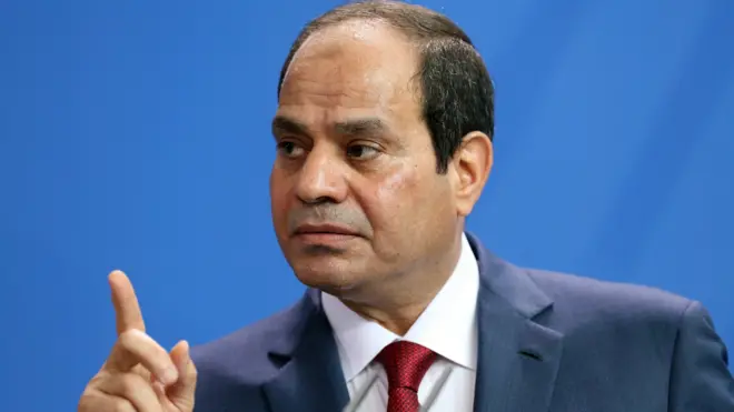 الرئيس المصري يقول إن المياه بالنسبة لبلاده تمثل حياة أو موت شعب