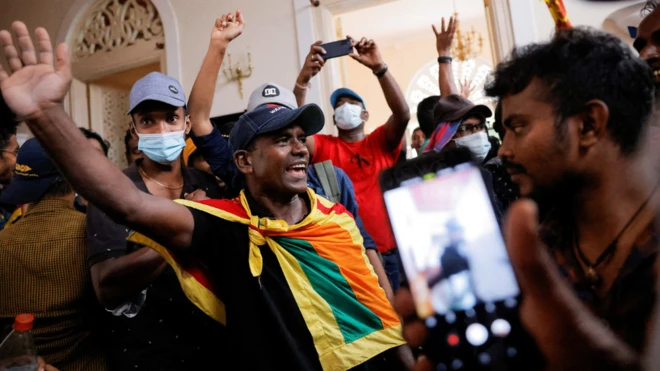 ชาวศรีลังกาบุกทำเนียบประธานาธิบดี