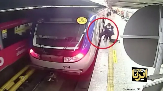 أرميتا جيرافاند: إغماء أم تعرض للضرب بسبب الحجاب في إيران؟