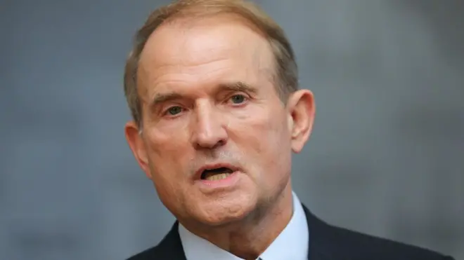 "Далі буде" і "сигнал для олігархів". Реакція на санкції щодо Медведчука і Марченко