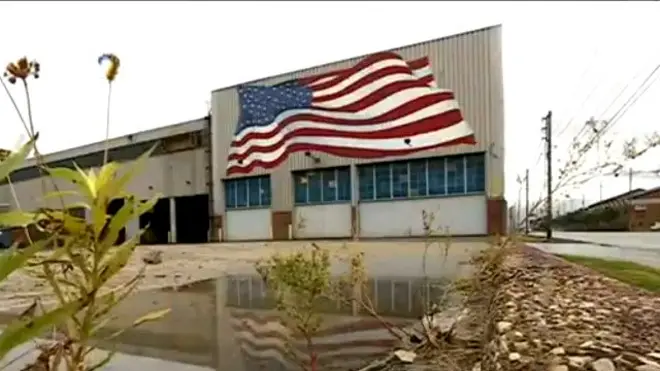 رسٹ بیلٹ کہلانےوالے ان علاقوں سے بڑے کارخانوں کی نقل مکانی گذشتہ چار سے پانچ دہائیوں سے مسلسل جاری ہے