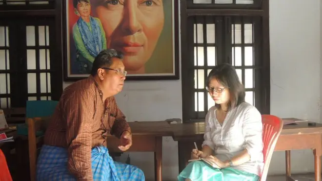 张翠容在缅甸访问全国民主联盟成员，昂出素季的肖像无处不在。