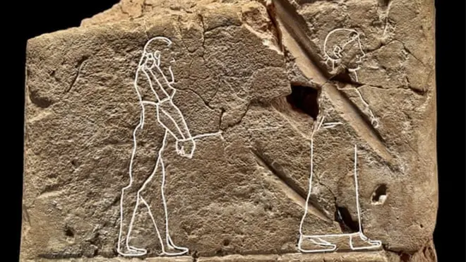 Kepingan tanah liat dari Babilonia berusia 3.500 tahun dengan gambar hantu.