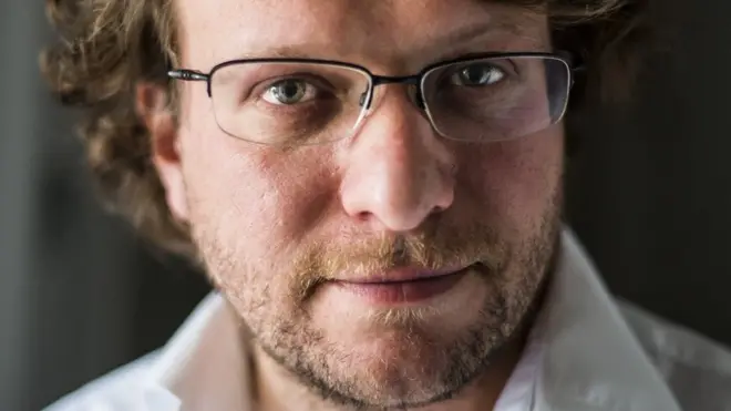 Пітер Померанцев