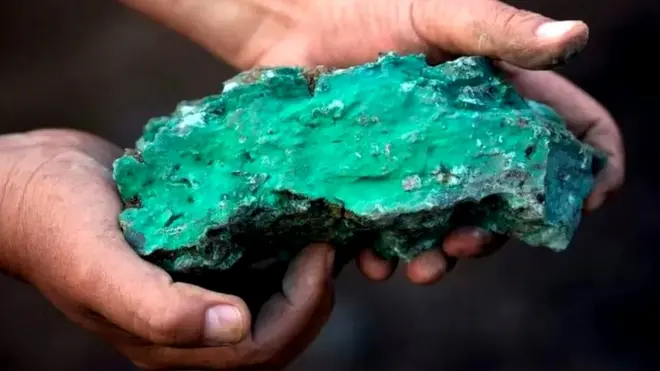 ਕੋਬਾਲਟ ਨੂੰ ਨੀਲਾ ਸੋਨਾ ਵੀ ਕਿਹਾ ਜਾਂਦਾ ਹੈ