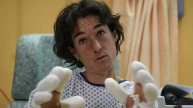 Пані Револ каже, що рішення залишити партнера було "страшним та болючим"