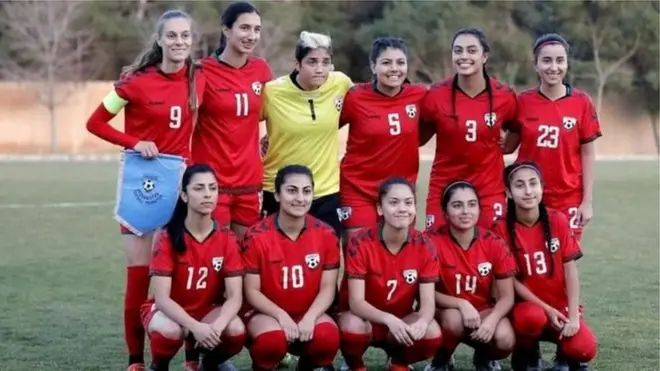 دوې اونۍ مخکې کوربنې لوبډلې اردن کې افغان لوبډلې ته سیالیو کې د صفر مقابل کې په شپږو او د صفر مقابل کې په پنځو ګولونو ماتې ورکړه.