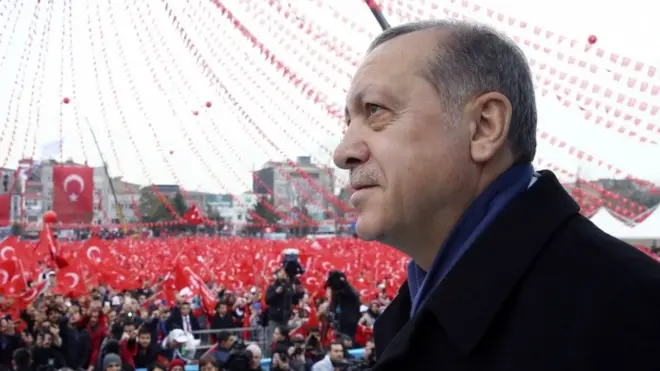 تعليقات إردوغان هي الأحدث في نزاع تصاعدت حدته مع حكومات وهيئات الاتحاد الأوروبي قبيل استفتاء في تركيا