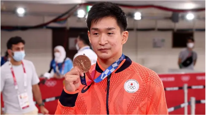 Tokyo 2020 オリンピック バッチ アメリカ 飛び込み