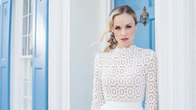 Lana Lokteff nació en Oregon