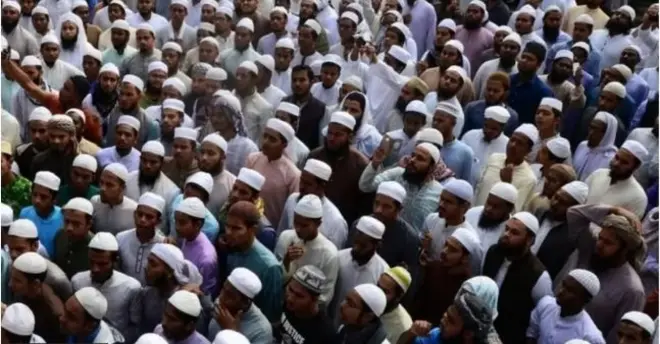 ওয়াজ