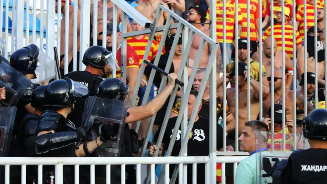 novi pazar - jagelonija, navijači poljske jagelonije