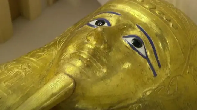 عودة التابوت الذهبي إلى مصر