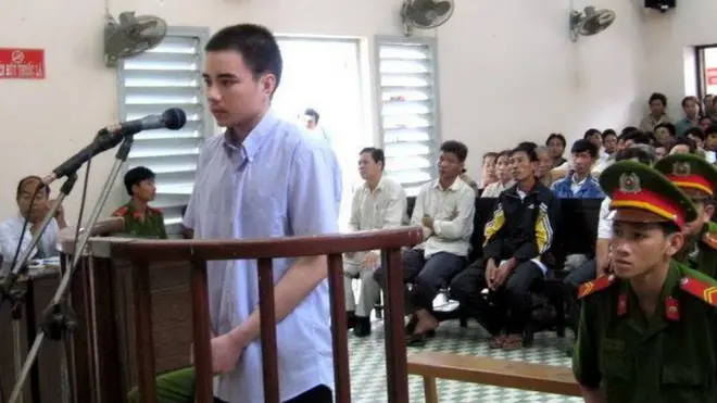 Hồ Duy Hải trong một phiên tòa