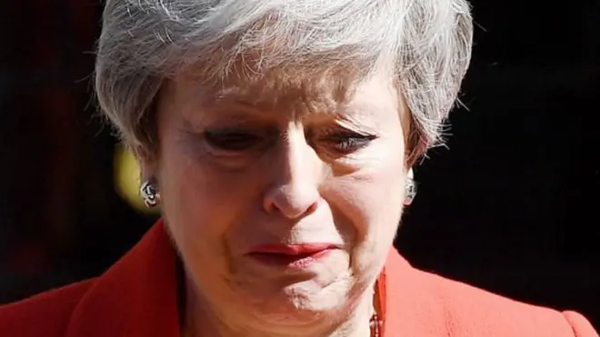Thủ tướng Anh Theresa May thừa nhận thất bại khi không đưa được nước Anh rời khỏi EU, sau cuộc trưng cầu dân ý năm 2016