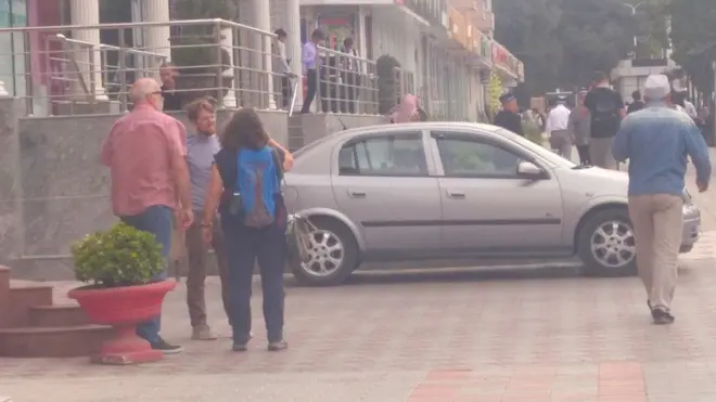 Тожикистонга келган россияликлар ва маҳаллий одамлар