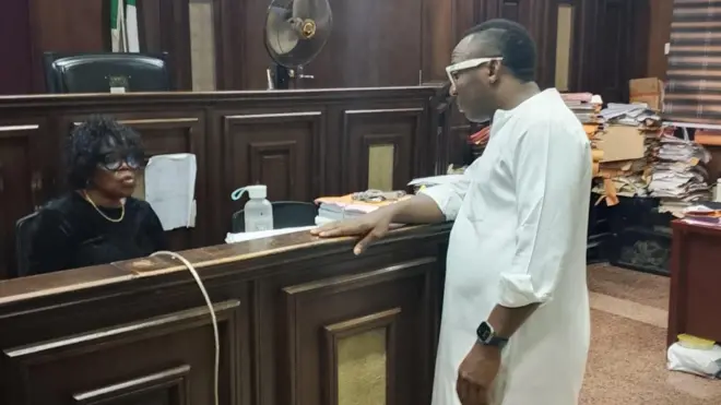 Omoyele Sowore ninu ile ẹjọ