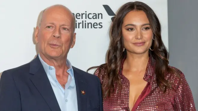 Bruce Willis dan istrinya, Emma Heming-Willis.
