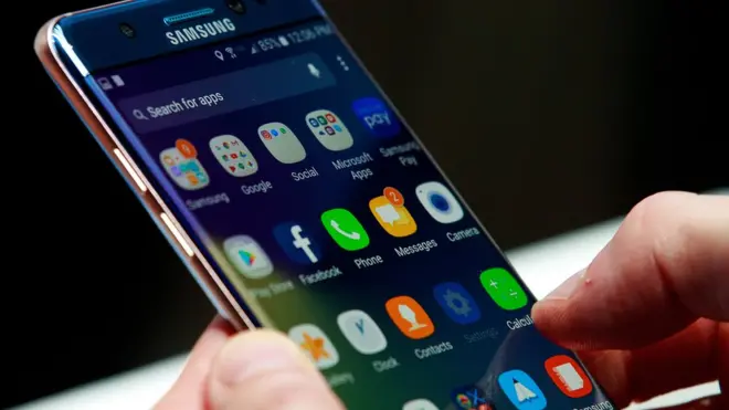Появились сообщения о возгорании даже обновленной версии Galaxy Note 7