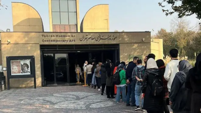 «چشم در چشم»؛ ماجرای صف این روزهای موزه هنرهای معاصر تهران چیست؟